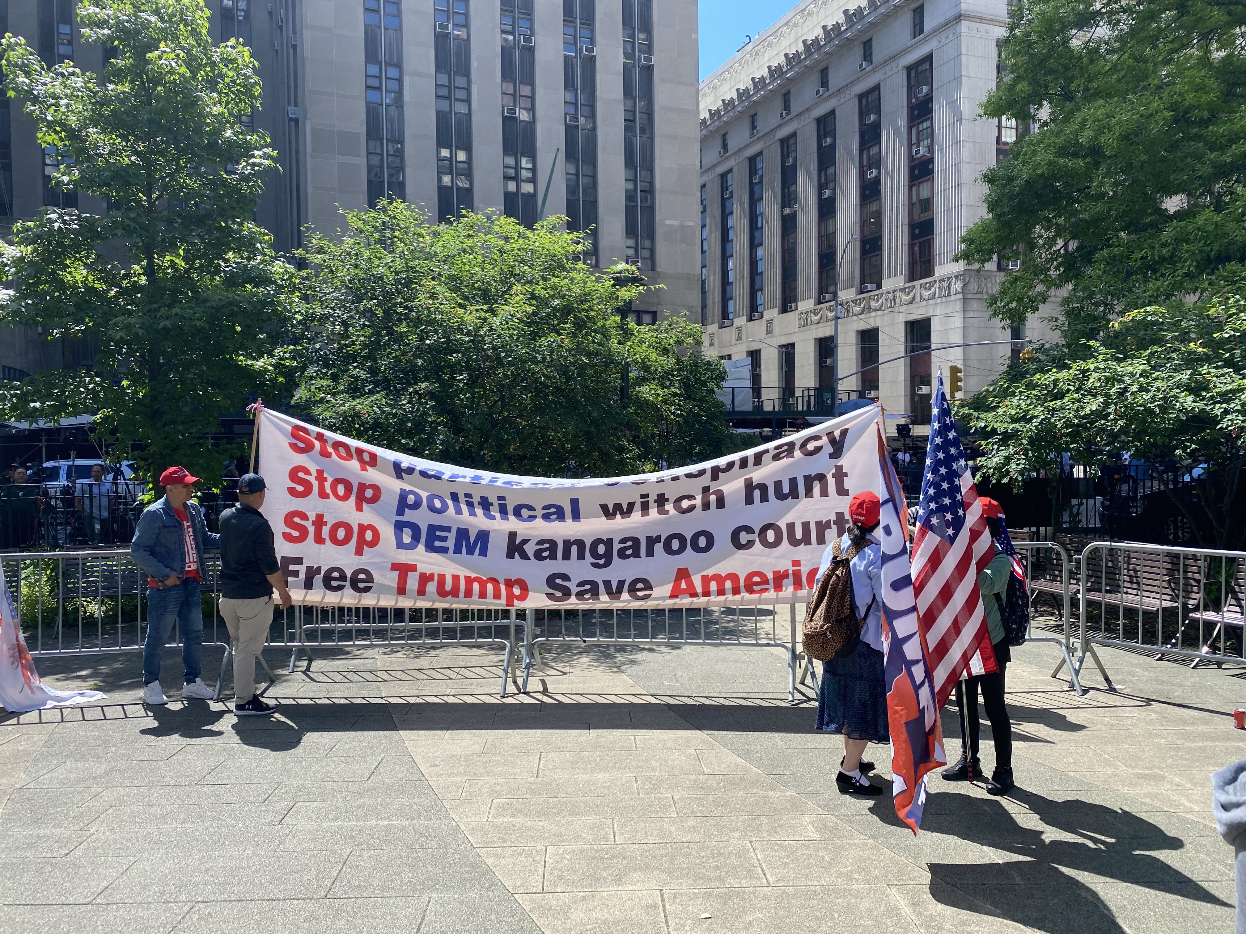 1B5531D4-D329-49E9-98D5-48B7DC644627